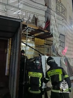 Пожар на Волковском театре в Ярославле: Быстрое реагирование спасателей